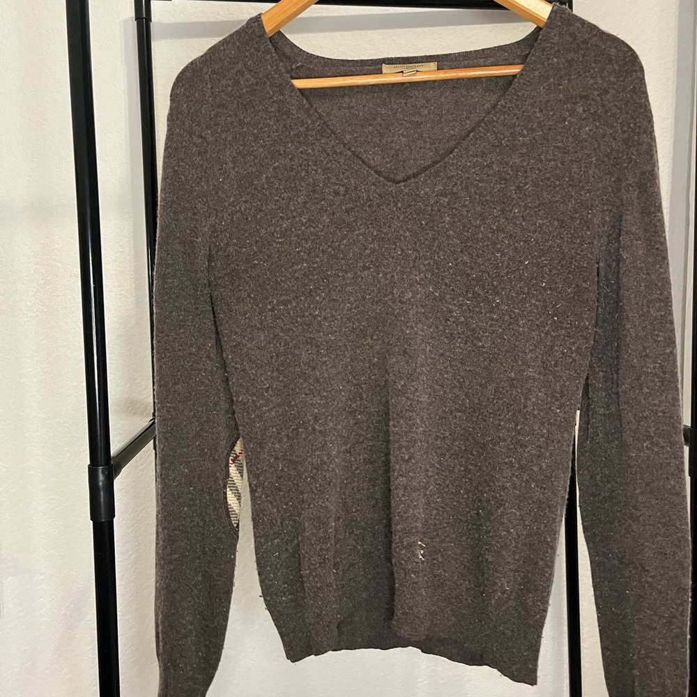 Burberry V-Neck Elbow Patch Wool Sweater In Brown Size Medium